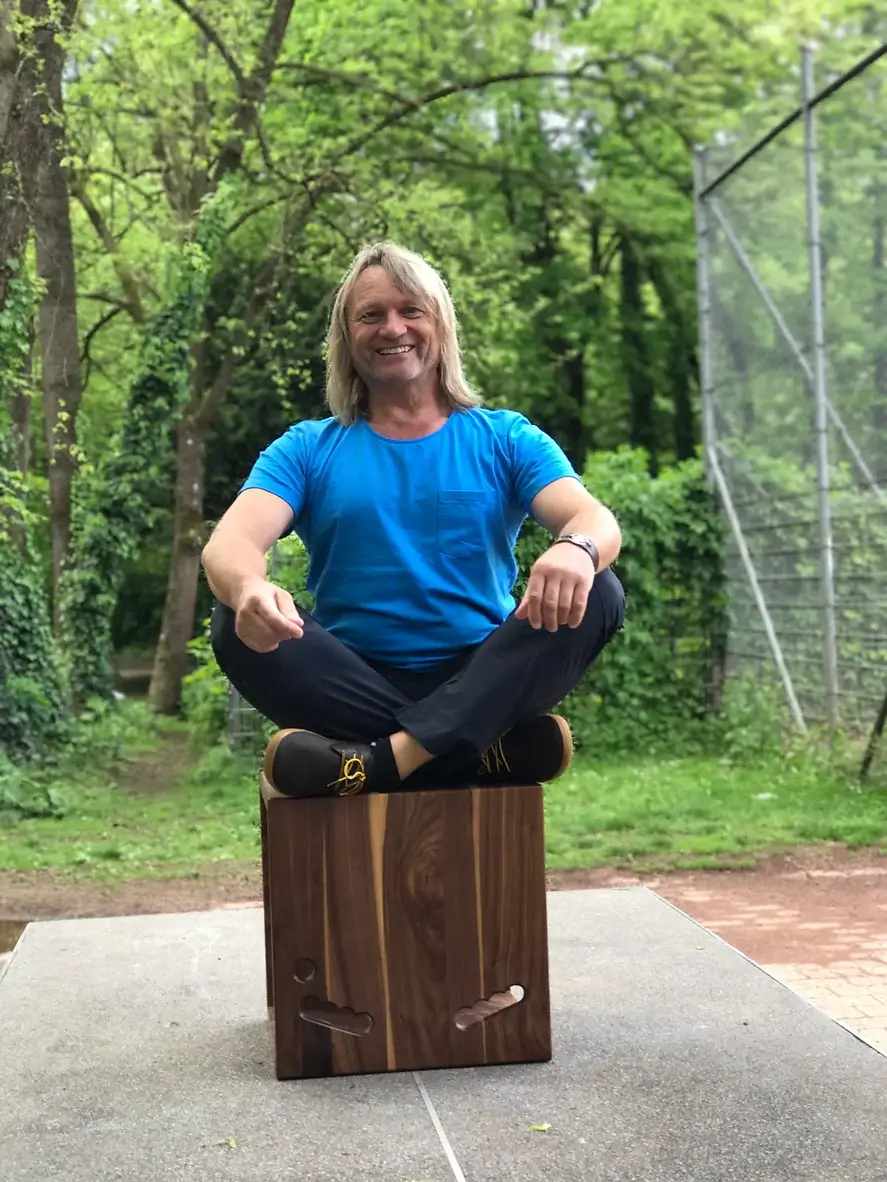 Mihai sitting on the Cubus